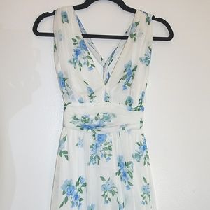 Disney princess collection pattern dress size M